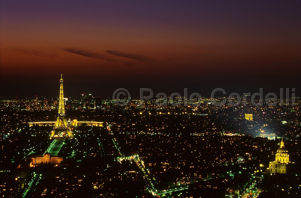 Paris, France
 (cod:Paris 07)